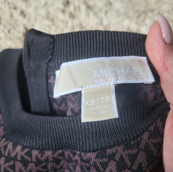 Michael kors fitted dress. - Picture 2 of 2